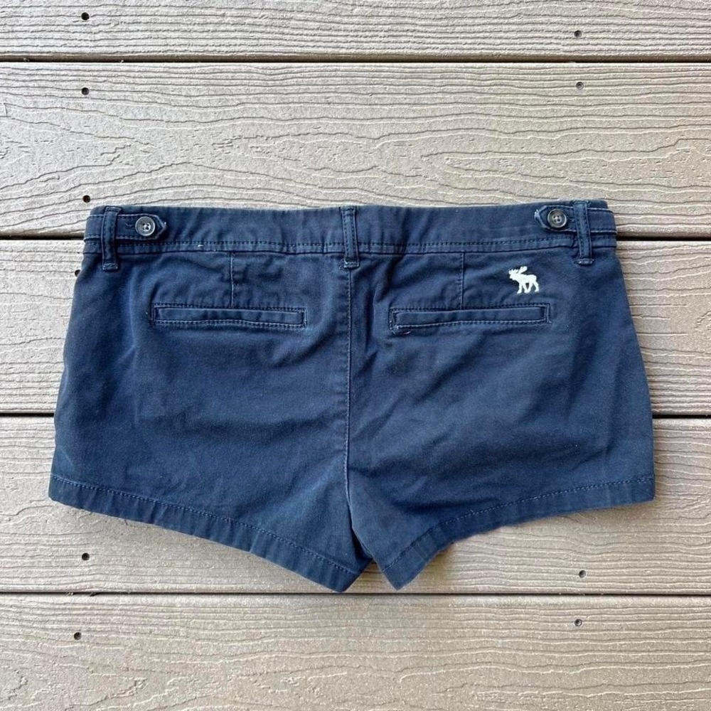 Vintage Y2K Abercrombie & Fitch Navy Low Rise Mini Shorts Size 6/W28 Preppy